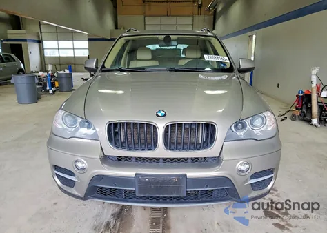 2012 BMW X5 xDrive35I z USA, uszkodzony, nr VIN 5UXZV4C53CL988769